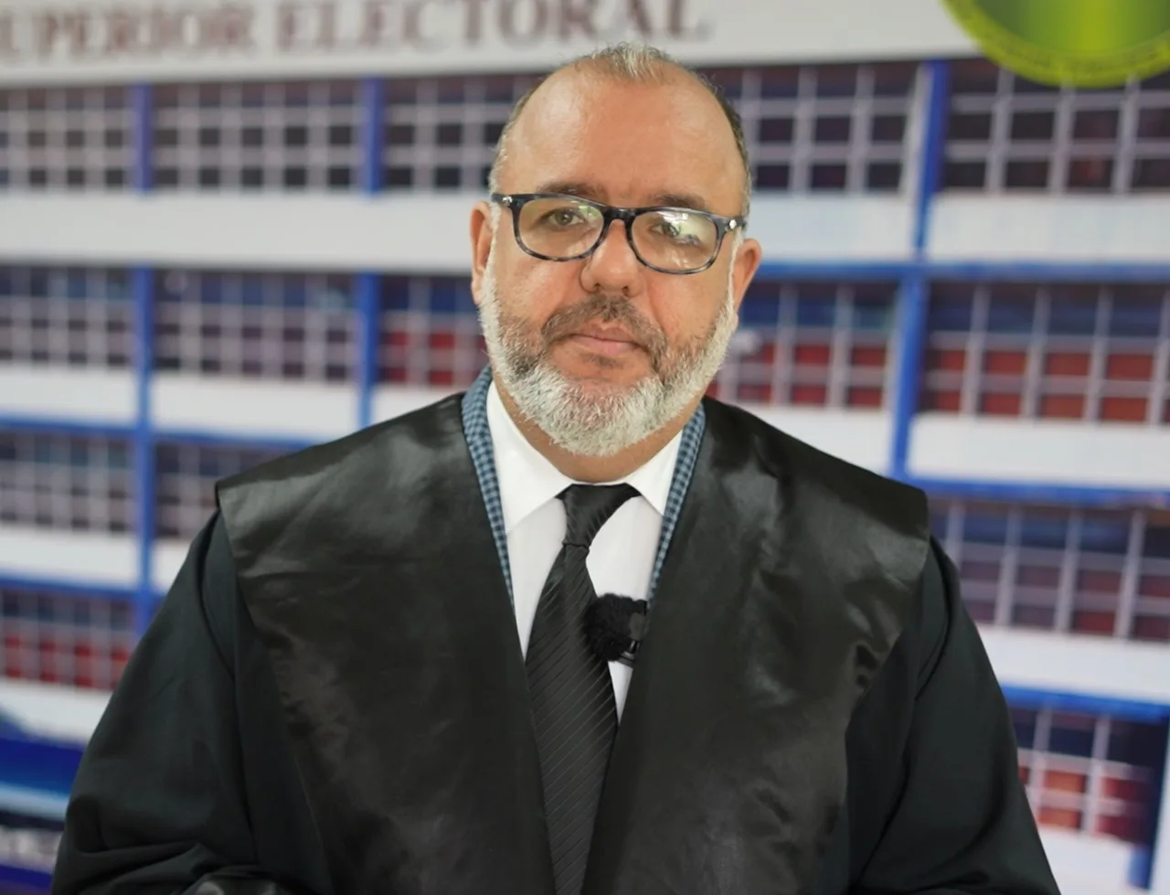 Abogados de los partidos, movimientos y agrupaciones políticas valoran positivamente el trabajo que realiza el Tribunal Superior Electoral